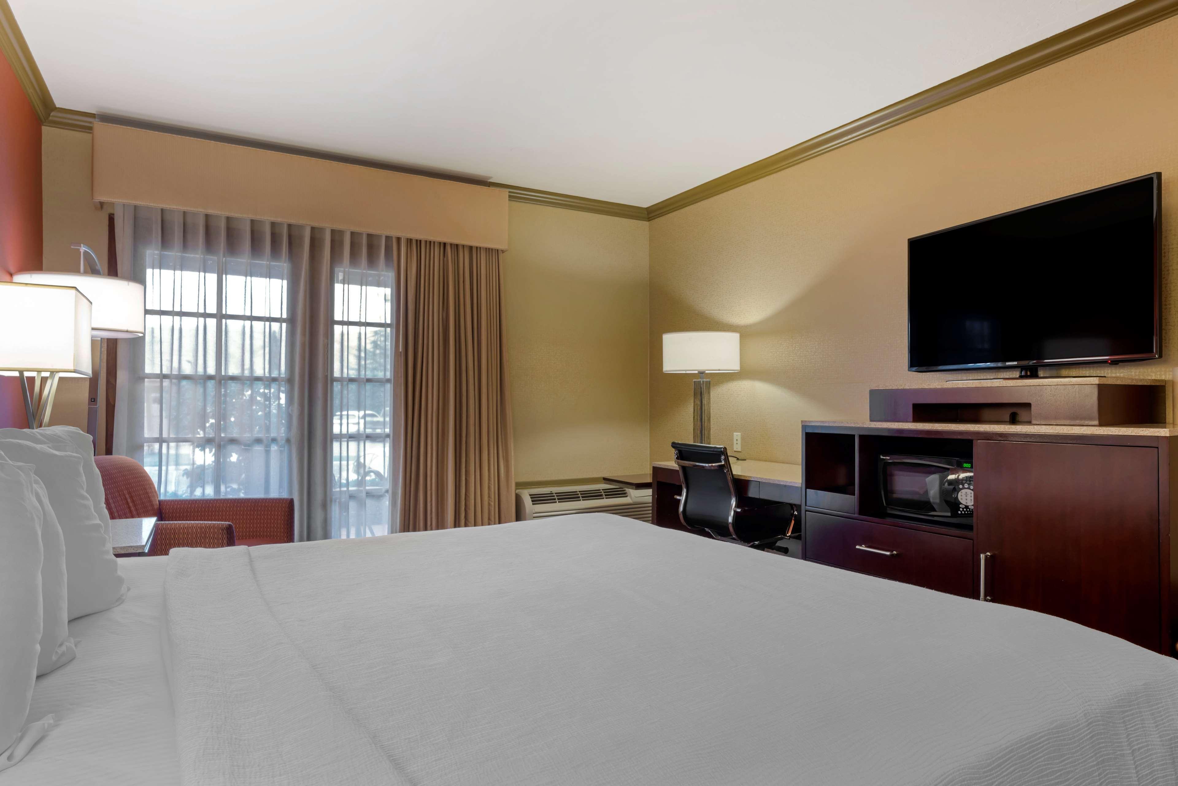 Best Western Plus Brookside Inn Milpitas Exterior photo