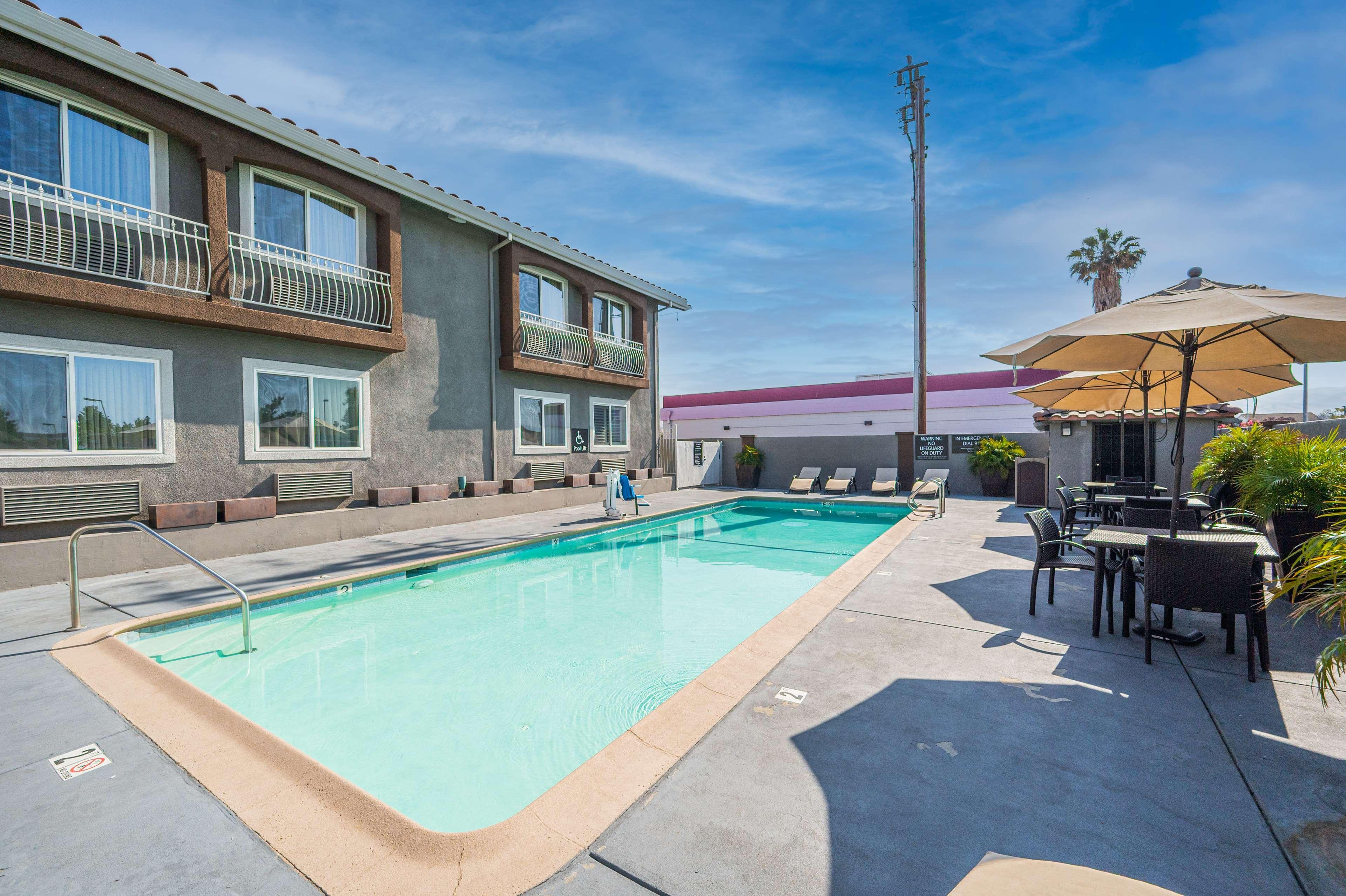 Best Western Plus Brookside Inn Milpitas Exterior photo